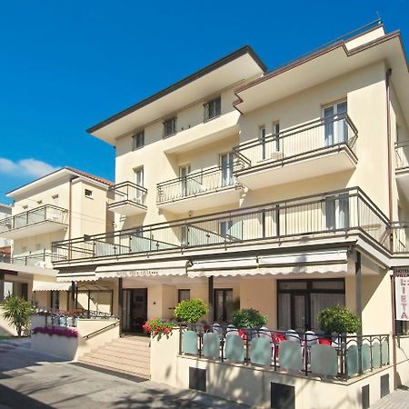 Hotel Villa Lieta Rímini Exterior foto
